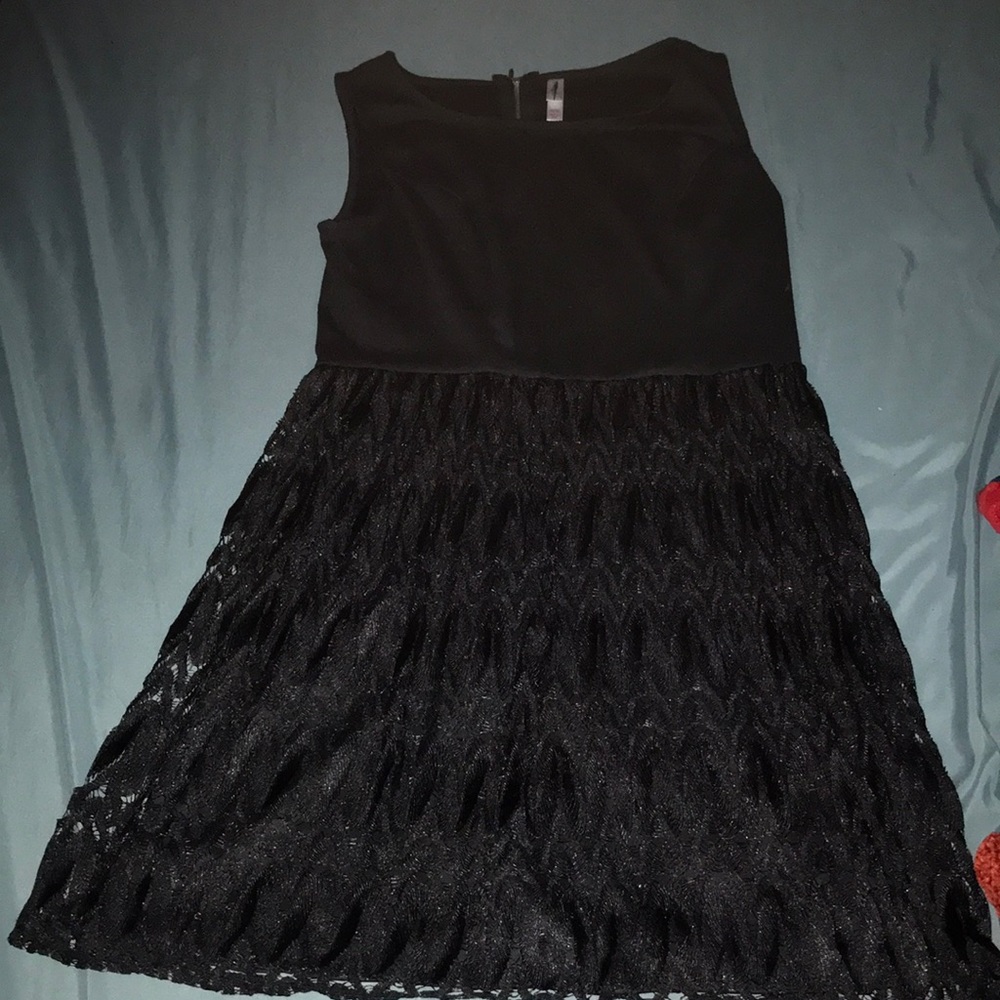 Size-small   Color-black   Condition-new